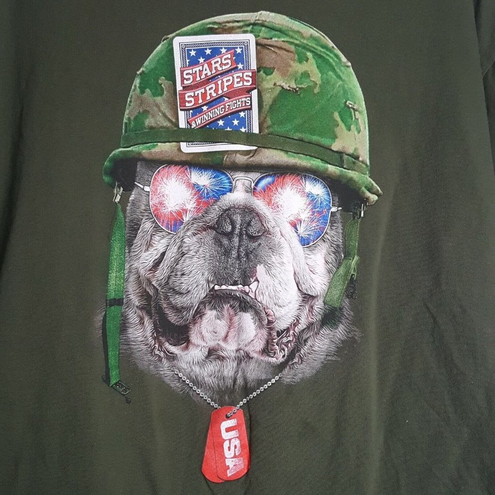 Stars and Stripes and Winning Fights Dog USA Green Short Sleeve T-Shirt Size XL